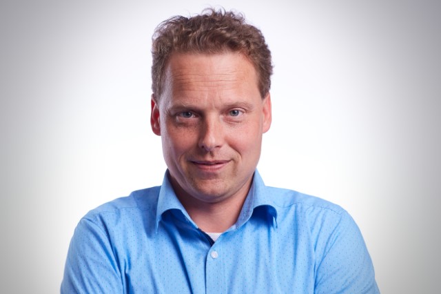 Nick Nijhuis is a digital marketer, trainer, and lecturer specializing in AI, digital marketing, privacy, legislation, ethics, and personal leadership.